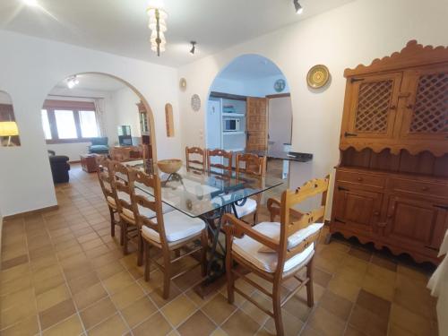 Salón comedor - Casa Rural El Arquero