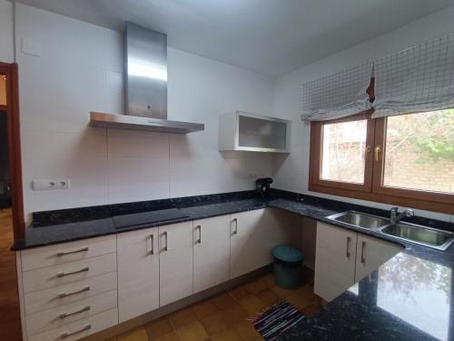 Cocina - Casa Rural El Arquero