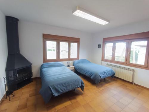 Habitación mediana - Casa Rural El Arquero